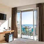 Marinella 3*