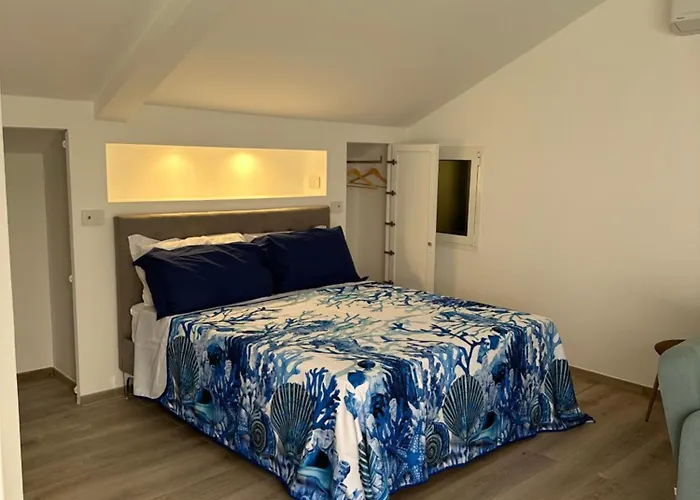 Marinella 3*