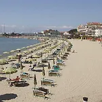 Marinella Hotel 3*