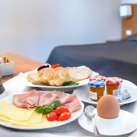 Marinella Ξενοδοχείο 3*