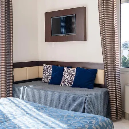 Ξενοδοχείο Marinella 3*