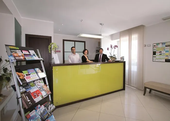 Marinella Hotel 3*