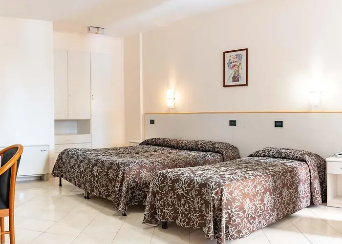Marinella 3*