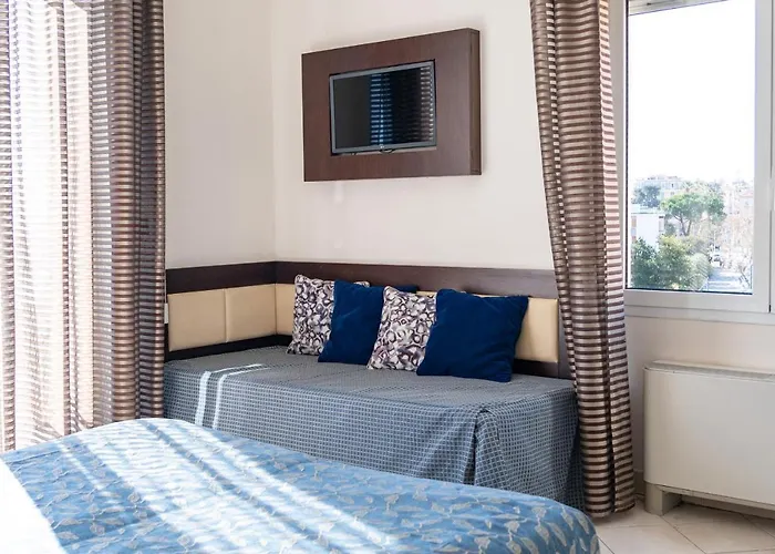 Hotel Marinella 3*