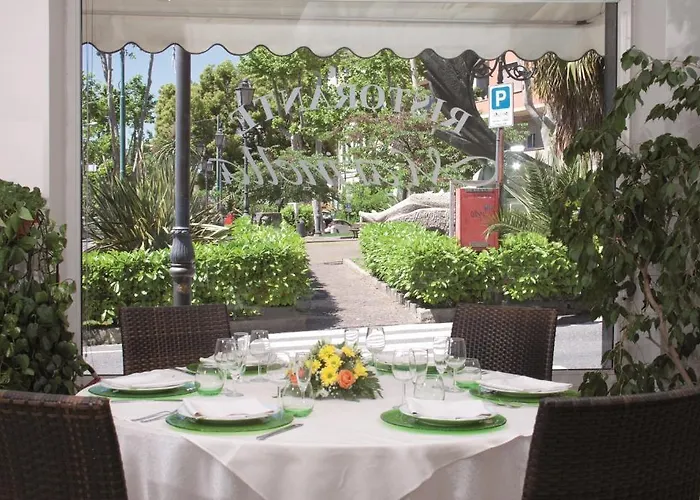 Marinella Hotel 3*
